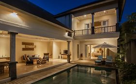 La Berceuse Resort And Villa Nusa Dua By Taritiya Collection